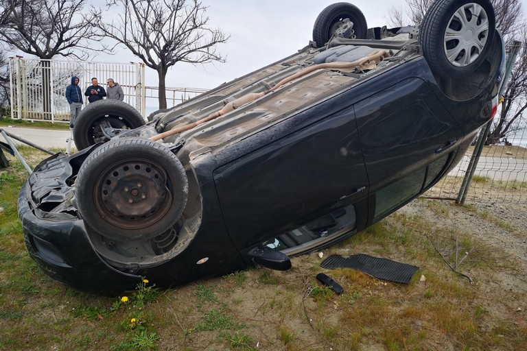 Incidente contrada Salinelle