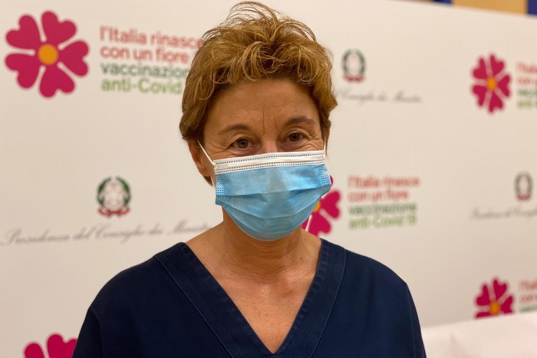 Lidia Dalfino, la prima vaccinata pugliese