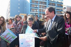 Giù i tralicci dell'elettrodotto in via dei Salici