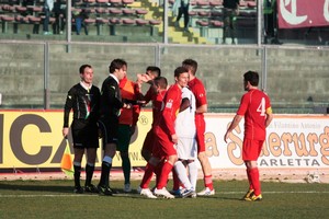 Barletta Calcio, sconfitta con polemiche contro il Gubbio