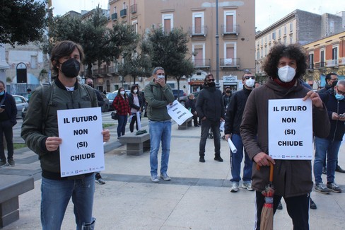 Artigiani, commercianti, partite IVA: le voci della protesta a Barletta