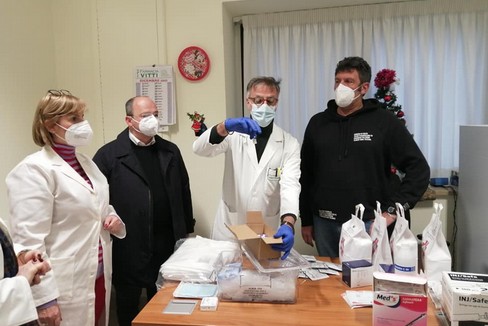 Somministrate le prime dosi di vaccino anti-Covid nella Bat