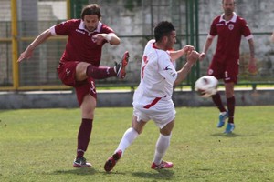 Calcio, Aversa-Barletta 0-1