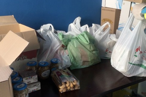 Coronavirus, a Barletta l'iniziativa  "La spesa che non pesa "