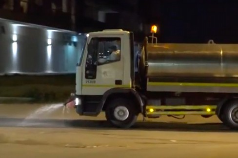 Coronavirus, a Barletta è partita la nuova sanificazione delle strade