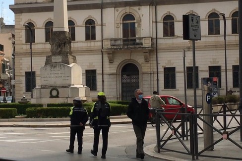 Barletta è  "zona protetta ": le immagini del primo giorno