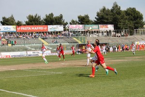 Calcio, Barletta-Foggia 0-1