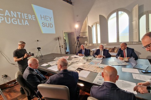 Cantiere Puglia, nuovo talk di Hey Sud su infrastrutture e PNRR