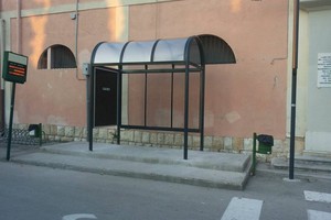 Panchina al cimitero