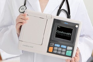 elettrocardiografo portatile