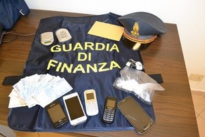 Sequestro di cocaina, due arresti