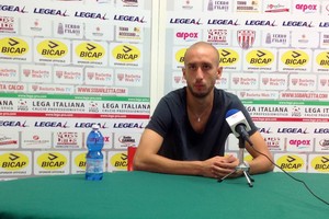 Carlo Ilari centrocampista Barletta calcio