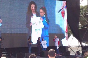 Veronica Inglese premiata a Roma da Manuela Olivieri