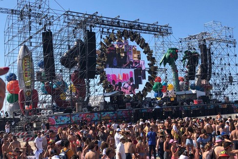 Il Jova Beach Party conquista Barletta