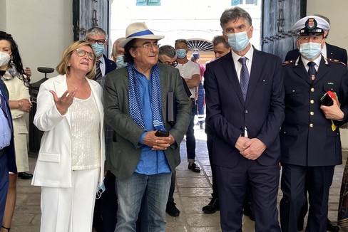 2 giugno, le interviste agli ospiti della cerimonia