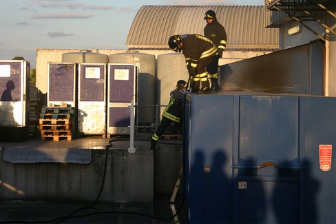 Incendio al centro commerciale LIDL