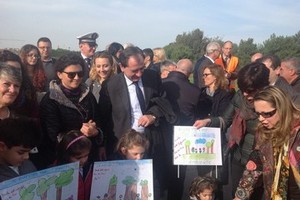 Barletta, via anche gli ultimi tralicci dell'elettrodotto