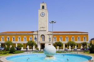 Fontana della Palla al Centro a Latina