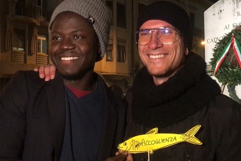 Le Sardine scendono in piazza a Barletta