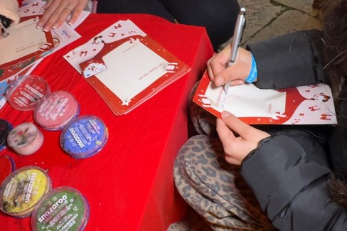 Le  "Letterine di Babbo Natale " con la Fondazione Tatò Paride a Barletta