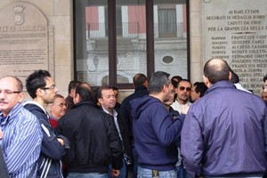 Manifestazione a Palazzo di Città