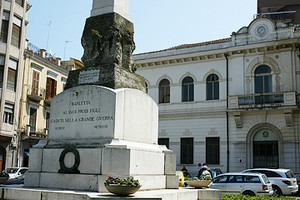 Piazza Caduti
