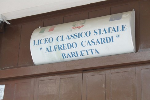 Maturità 2023, i commenti a caldo degli studenti del  "Casardi " di Barletta dopo la prima prova