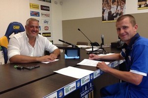 Dejan Zigon firma con il Parma