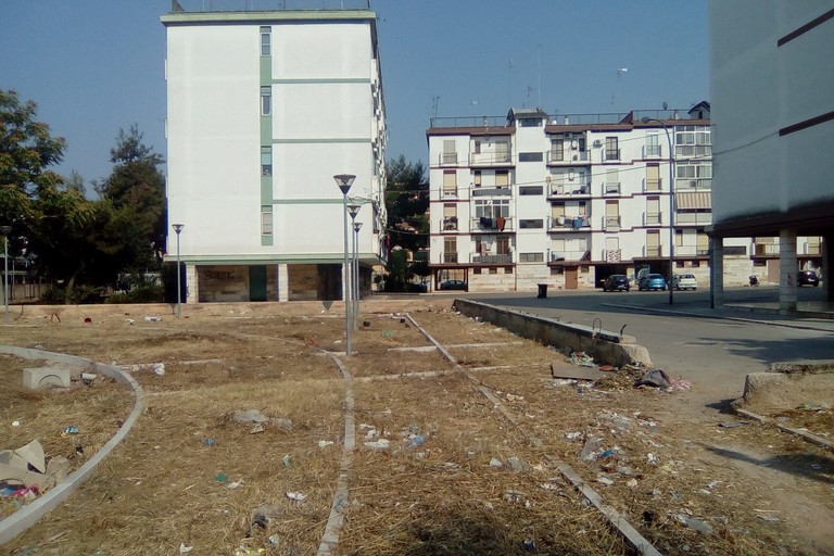 Via Brunelleschi e via Vanvitelli, abbandono e amarezza