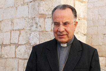 Arcivescovo Giovanni battista Pichierri