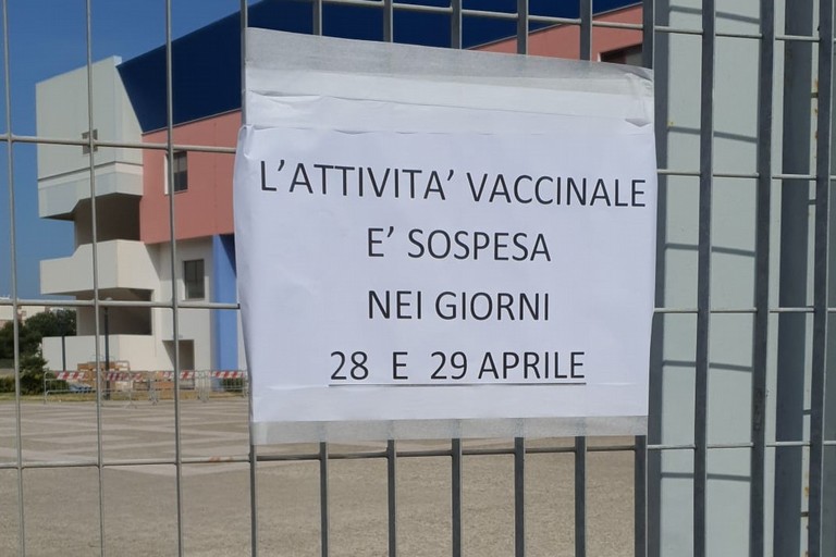 Vaccinazioni sospese