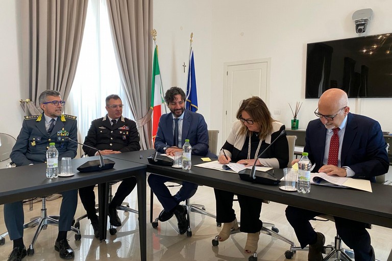 Protocollo tra Prefettura, Abi e istituti di credito