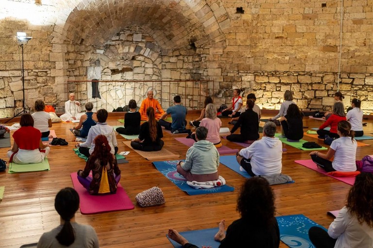 Yoga Fest Barletta 2025 – Tredicesima Edizione. “Risveglia la Forza Interiore”. Un viaggio di trasformazione e connessione nel cuore del Sud Italia